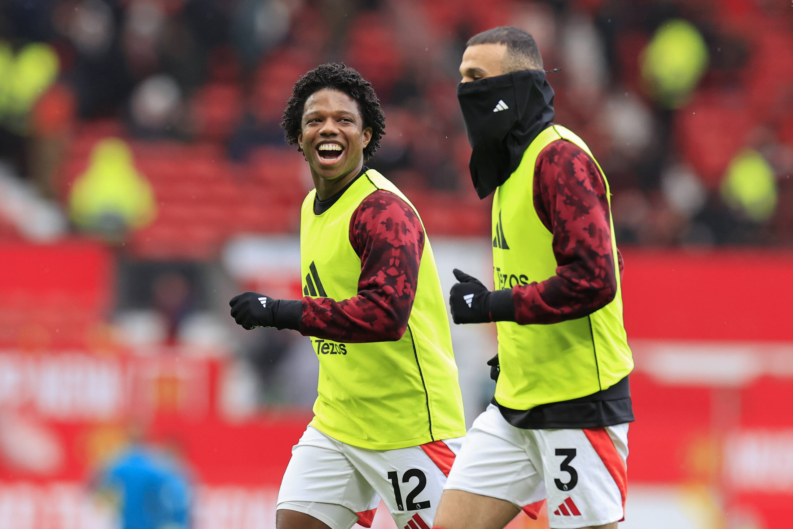 Manchester United, ManU v Bournemouth Premier League 22/12/2024. Tyrell Malacia 12 and Noussair Mazraoui 3 of Manchester United share a laugh ahead of the Premier League match between Manchester United and Bournemouth at Old Trafford, Manchester, England on 22 December 2024. Manchester Old Trafford Greater Manchester England Editorial use only DataCo restrictions apply See www.football-dataco.com , Copyright: xConorxMolloyx PSI-21117-0009
2024.12.22 Manchester
pilka nozna liga angielska
Manchester United - Bournemouth
Foto IMAGO/PressFocus

!!! POLAND ONLY !!!