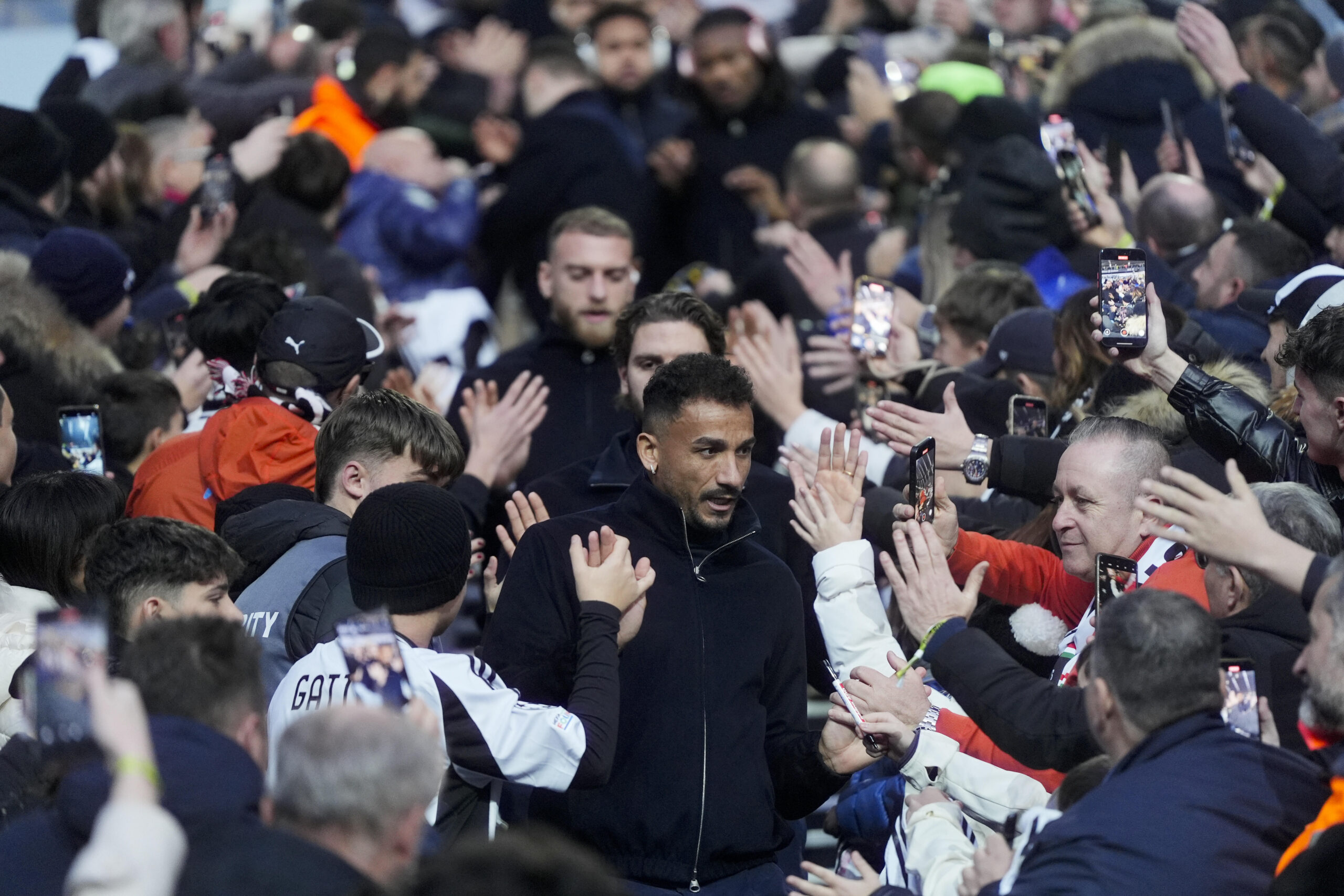 Juventus’ Danilo before the Serie A soccer match between Juventus and Fiorentina at the Juventus Stadium in Turin, north west Italy - December 29, 2024. Sport - Soccer FC (Photo by Fabio Ferrari/LaPresse) (Photo by Fabio Ferrari/LaPresse/Sipa USA)
2024.12.29 Torino
pilka nozna liga wloska
Juventus FC - AFC Fiorentina
Foto Fabio Ferrari/LaPresse/SIPA USA/PressFocus

!!! POLAND ONLY !!!