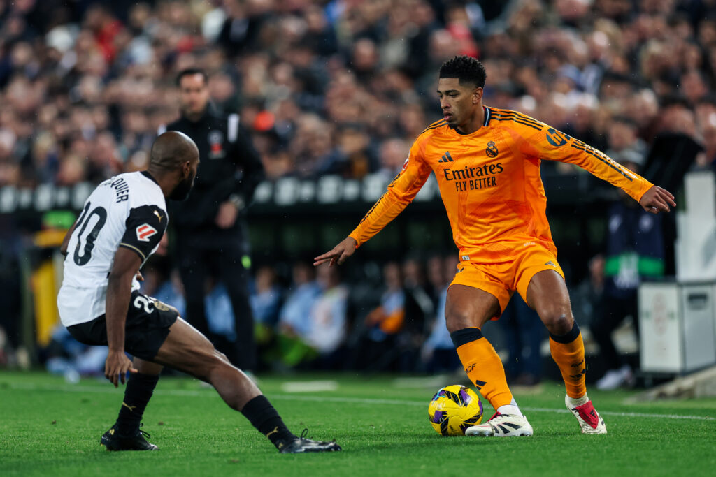 Valencia, Spain, January 3rd 2024: Jude Bellingham (5 Real Madrid CF) and Dimitri Foulquier (20 Valencia CF) during the La Liga EA Sports football match between Valencia CF and Real Madrid CF at the Estadio Mestalla in Valencia, Spain  (Judit Cartiel / SPP) (Photo by Judit Cartiel / SPP/Sipa USA)
2025.01.03 Walencja
pilka nozna , liga hiszpanska
Valencia CF - Real Madryt
Foto Judit Cartiel/SPP/SIPA USA/PressFocus

!!! POLAND ONLY !!!