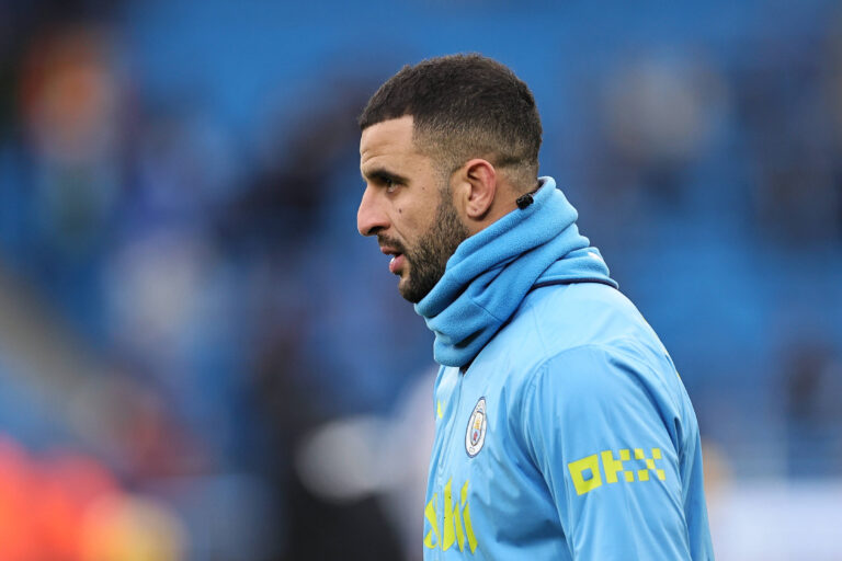 Manchester City FC v West Ham United FC Kyle Walker of Manchester City warms up ahead of the Manchester City FC v West Ham United FC English Premier League match at the Etihad Stadium, Manchester, England, United Kingdom on 4 January 2025 Editorial use only. All images are copyright Every Second Media Limited. No images may be reproduced without prior permission. All rights reserved. Premier League and Football League images are subject to licensing agreements with Football DataCo Limited. see https://www.football-dataco.com Copyright: xIMAGO/EveryxSecondxMediax ESM-1270-0077
2025.01.04 Manchester
pilka nozna liga angielska
Manchester City - West Ham United
Foto IMAGO/PressFocus

!!! POLAND ONLY !!!