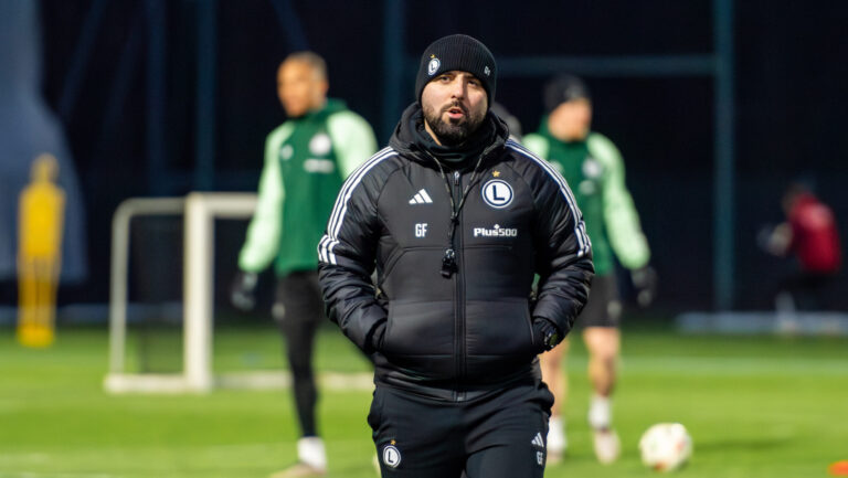 2025.01.06 Ksiazenice Urszulin
pilka nozna Legia Traning Center
trening Legia Warszawa
N/z Goncalo Feio
Foto Wojciech Dobrzynski / Legionisci.com / PressFocus

2025.01.06 Ksiazenice Urszulin Poland
football Legia Traning Center
training session Legia Warsaw

Credit: Wojciech Dobrzynski / Legionisci.com / PressFocus