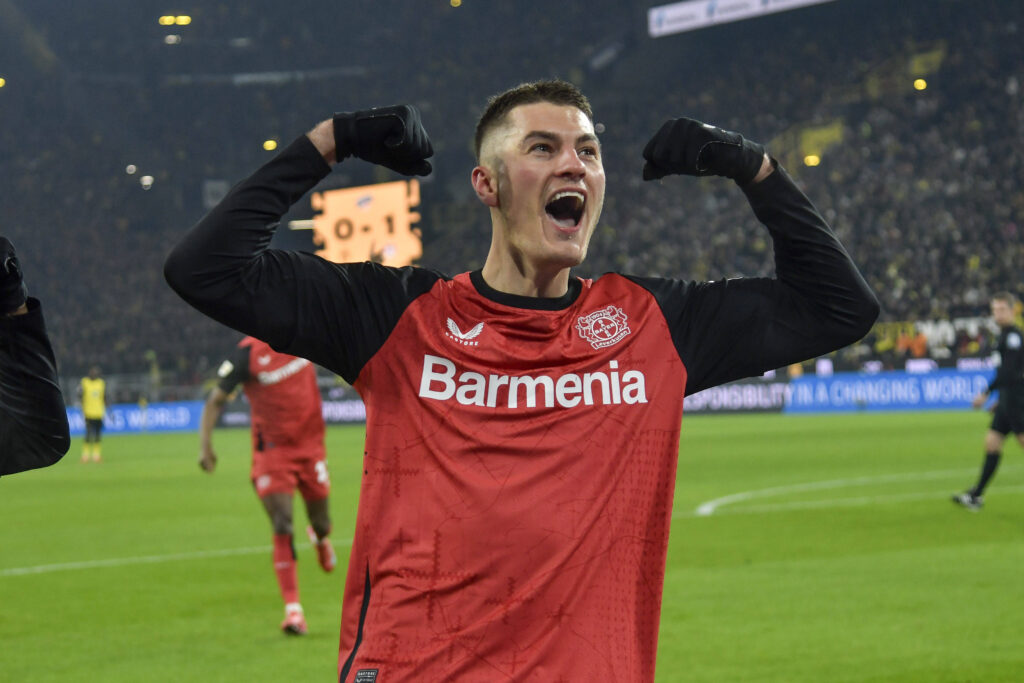 Patrik Schick Leverkusen 14 jubelt nach dem Tor zum 0:2 10.01.2025 Fussball Borussia Dortmund vs Bayer 04 Leverkusen, Signal Iduna Park, Dortmund, DFB/DFL REGULATIONS PROHIBIT ANY USE OF PHOTOGRAPHS AS IMAGE SEQUENCES AND/OR QUASI-VIDEO NRW Germany *** Patrik Schick Leverkusen 14 cheers after scoring 0 2 10 01 2025 Soccer Borussia Dortmund vs Bayer 04 Leverkusen, Signal Iduna Park, Dortmund, DFB DFL REGULATIONS PROHIBIT ANY USE OF PHOTOGRAPHS AS IMAGE SEQUENCES AND OR QUASI VIDEO NRW Germany Copyright: xpepphotox/xHorstxMauelshagenx pep00321, pep_20250110_hm_0211
2025.01.10 Dortmund
pilka nozna liga niemiecka
Borussia Dortmund - Bayer 04 Leverkusen
Foto IMAGO/PressFocus

!!! POLAND ONLY !!!