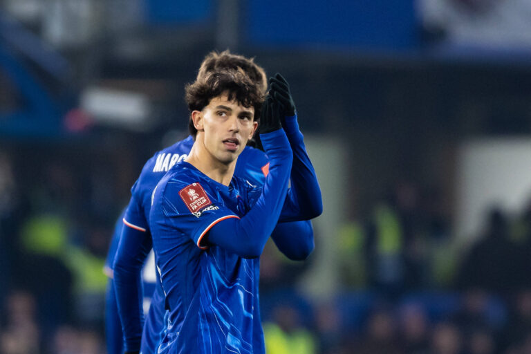 Football - 2024 / 2025 Emirates FA Cup - Round Three - Chelsea vs Morecombe - Stamford Bridge - Saturday 11th January 2025. Joao Felix Chelsea FC applauds the crowd after scoring at Stamford Bridge COLORSPORT/DANIEL BEARHAM PUBLICATIONxNOTxINxUK csp_che_mor_db_11012025
2025.01.11 Londyn
pilka nozna Puchar Anglii
Chelsea - Morecombe
Foto IMAGO/PressFocus

!!! POLAND ONLY !!!