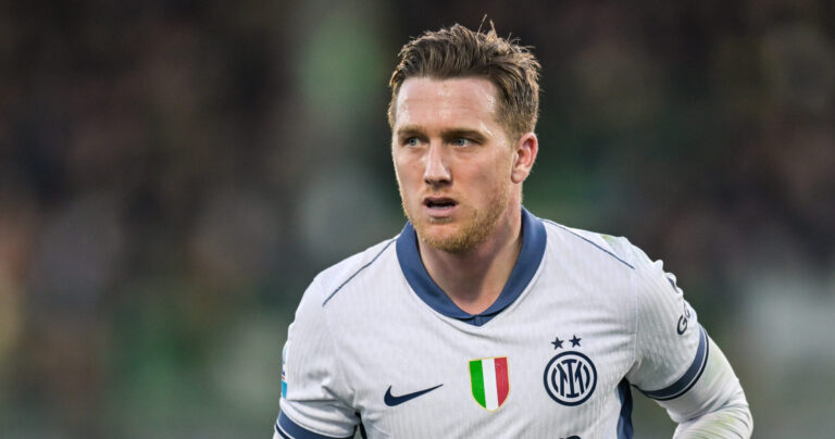 Inter&#039;s Piotr Zielinski portrait  during  Venezia FC vs Inter - FC Internazionale, Italian soccer Serie A match in Venice, Italy, January 12 2025 (Photo by Alessio Marini/IPA Sport / ipa-agency.net/IPA/Sipa USA)
2025.01.12 Venice
pilka nozna liga wloska
Venezia FC - Inter Mediolan
Foto IPA/SIPA USA/PressFocus

!!! POLAND ONLY !!!