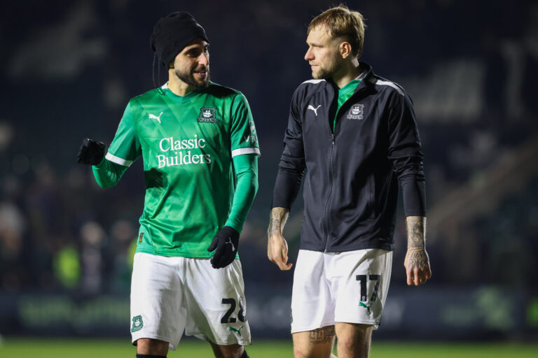 Rami Al Hajj and Tymoteusz Puchacz of Plymouth Argyle look on after a 1-1 draw against Oxford United during the Sky Bet Championship match at Home Park, Plymouth
Picture by Benjamin Gilbert/Focus Images Ltd ‭+44 7557374890‬
14/01/2025

14.01.2025 Plymouth
pilka nozna liga angielska
Plymouth Argyle - Oxford United
Foto Benjamin Gilbert  / Focus Images / MB Media / PressFocus 
POLAND ONLY!!