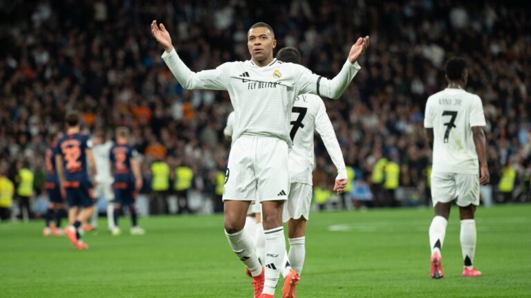 Spanish King Cup (Copa del Rey) soccer match Real Madrid vs Celta at Santiago Bernabeu Stadium in Madrid, Spain 16 January 2024
Kylian Mbappe scores a goal

(Photo by Cordon Press/Sipa USA)
2025.01.16 Madryt
pilka nozna, puchar Krola, puchar Hiszpanii
Real Madryt - Celta Vigo
Foto Cordon Press/SIPA USA/PressFocus

!!! POLAND ONLY !!!