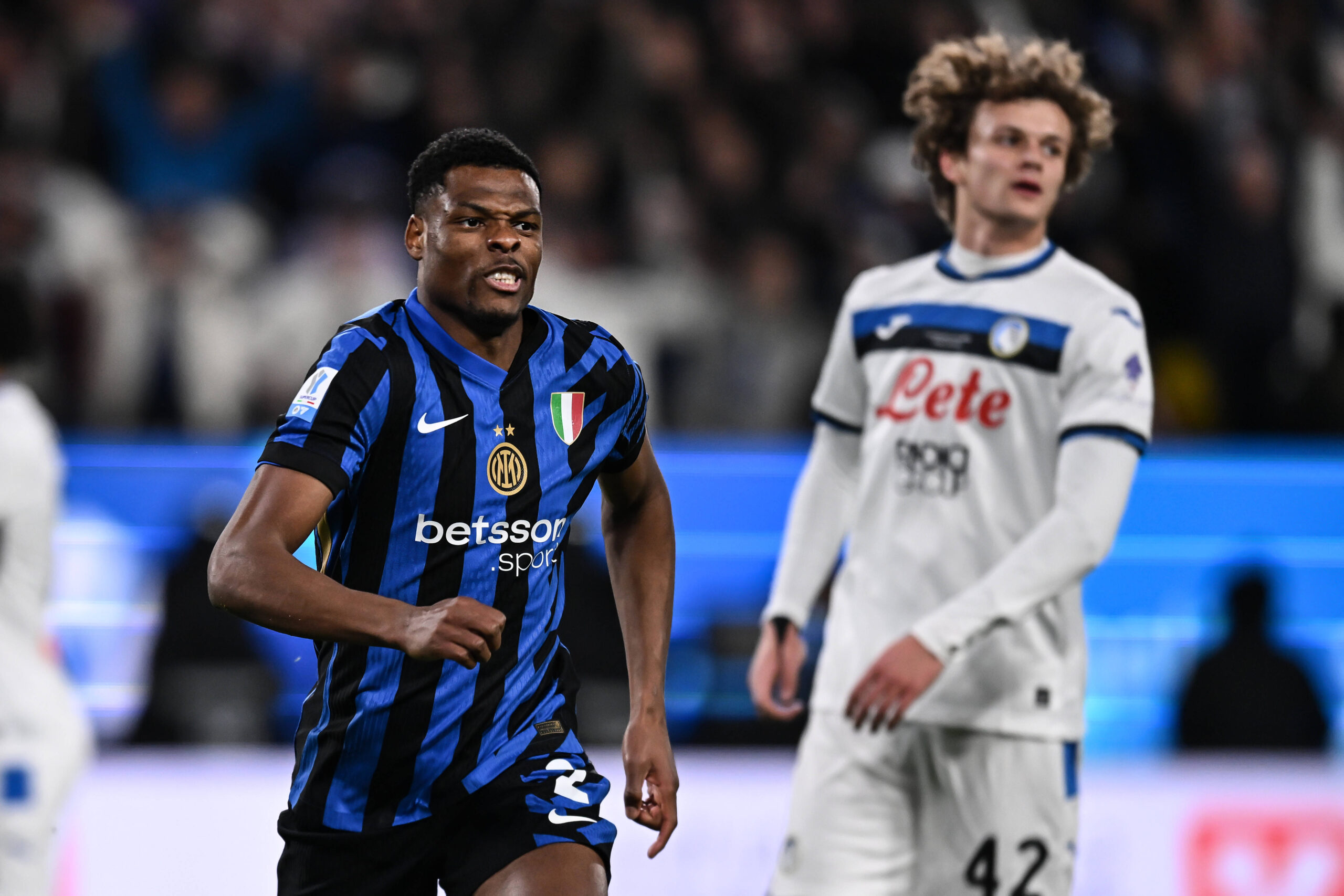 Db Riad Arabia Saudita 02/01/2025 - Supercoppa Italiana / Inter-Atalanta / foto Daniele Buffa/Image nella foto: esultanza gol Denzel Dumfries,Image: 951415494, License: Rights-managed, Restrictions: PUBLICATIONxNOTxINxITA, Model Release: no, Credit line: www.imagephotoagency.it / imago sport / Forum