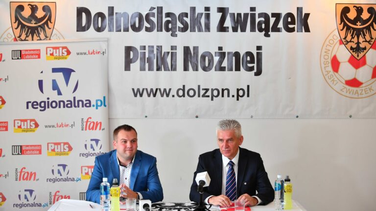 2017.09.11 Wroclaw
Pilka Nozna
Konferencja prasowa DZPN i TvRegionalna w sprawie programu telewizyjnego Sport-Track IV Liga
N/Z Adam Michalik Andrzej Padewski
Foto Pawel Andrachiewicz / PressFocus