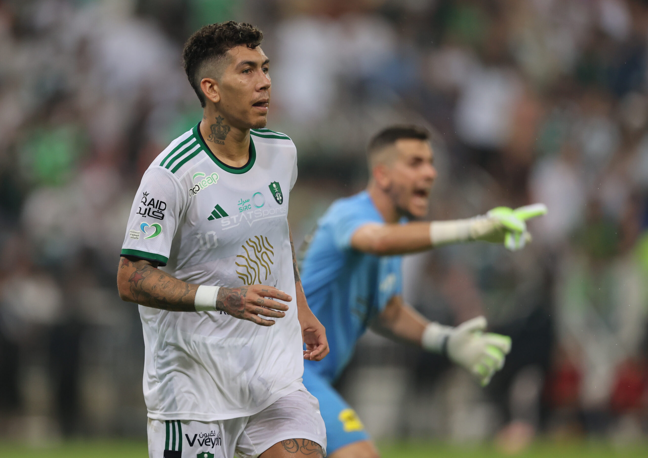 JEDDAH, SAUDI ARABIA - OCTOBER 6: Roberto Firmino of Al Ahli during the Saudi Pro League match between Al-Ittihad and Al-Ahli at King Abdullah Sports City on October 6, 2023 in Jeddah, Saudi Arabia. (Photo by Abdul Ghani Bashir Issa/MB Media)

06.10.2023 Jeddah
pilka nozna liga saudyjska
Al-Ittihad - Al-Ahly
Foto MB Media / PressFocus 
POLAND ONLY!!