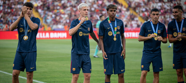 Pau Cubarsi (FC Barcelona), Dani Olmo (FC Barcelona), Lamine Yamal (FC Barcelona), Pedri (FC Barcelona) and Ferran Torres (FC Barcelona) smiles during a Joan Gamper Trophy at Estadi Olimpic Lluis Companys in Barcelona, Spain, on August 12 2024. Photo by Felipe Mondino / Sipa USA
2024.08.12 Barcelona
pilka nozna sparing mecz towarzyski
FC Barcelona - AS Monaco
Foto Felipe Mondino/SIPA USA/PressFocus

!!! POLAND ONLY !!!
