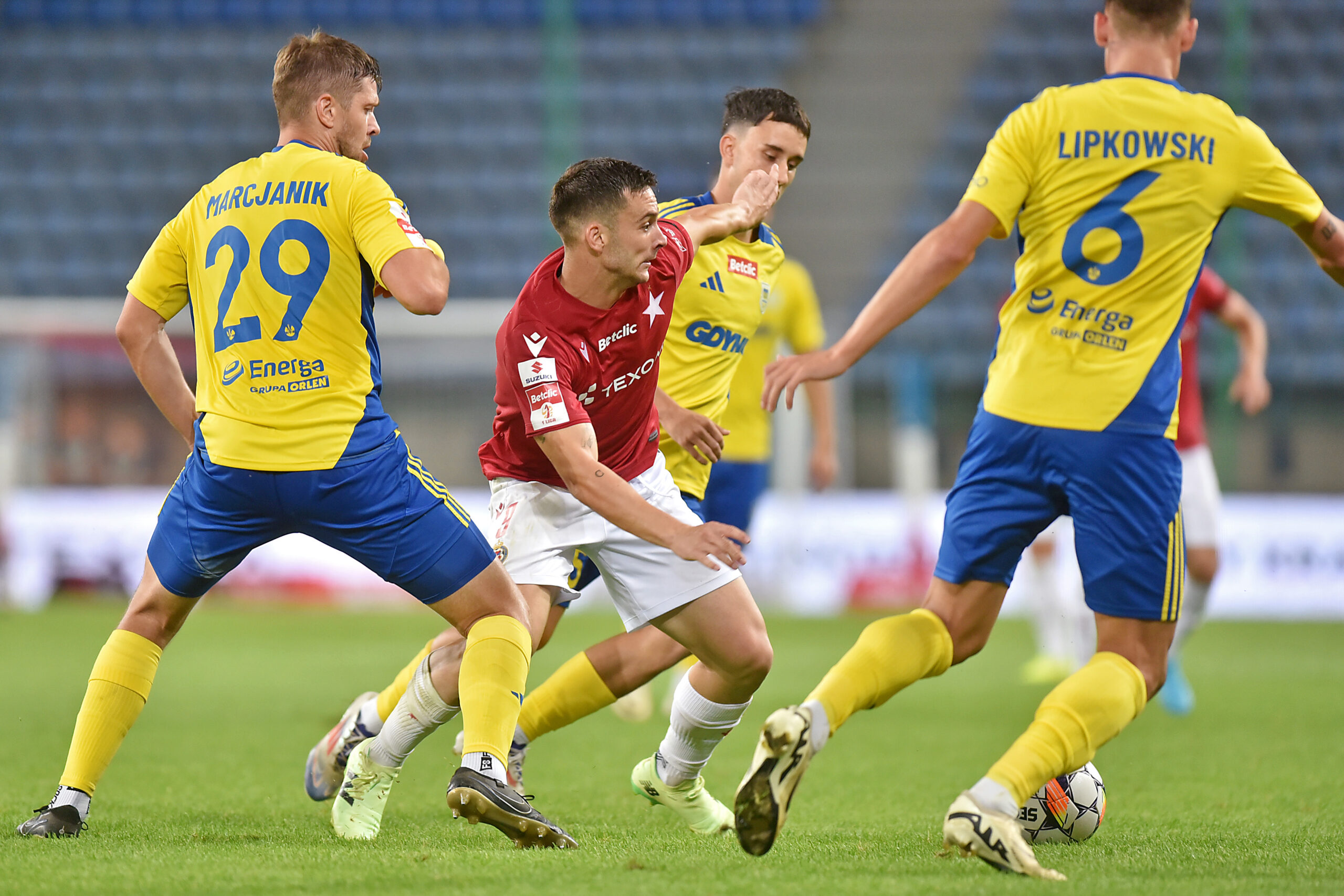 2024.08.19 Krakow
Pilka nozna, Betclic I liga, sezon 2024/2025
Wisla Krakow - Arka Gdynia
N/z Michal Marcjanik, Angel Rodado, Kamil Jakubczyk, Kasjan Lipkowski
Foto Krzysztof Porebski / PressFocus

2024.08.19 Krakow
Football, Polish first league - second level, 2024/25 season
Wisla Krakow - Arka Gdynia
Michal Marcjanik, Angel Rodado, Kamil Jakubczyk, Kasjan Lipkowski
Credit: Krzysztof Porebski / PressFocus