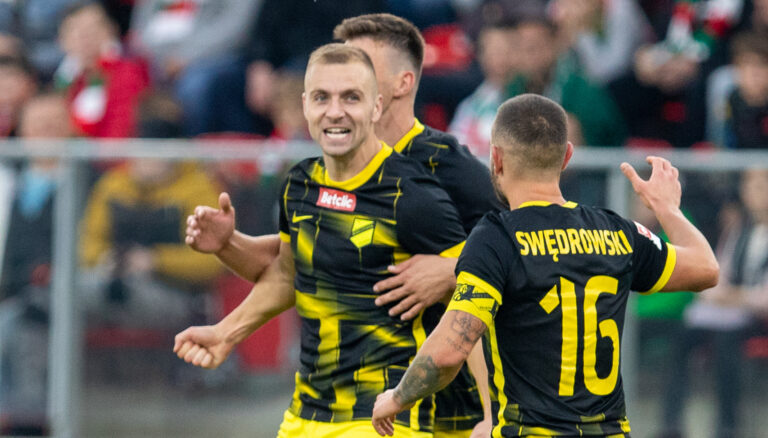 2024.10.26 Sosnowiec
Pilka nozna Betclic 2 Liga Sezon 2024/2025
Zaglebie Sosnowiec - Wieczysta Krakow
N/z Pawel Lysiak radosc, radosc po golu, radosc po bramce
Foto Sebastian Sienkiewicz / PressFocus

2024.10.26 Sosnowiec
Football - Polish Betclic 2 league Season 2024/2025
Zaglebie Sosnowiec - Wieczysta Krakow
Pawel Lysiak radosc, radosc po golu, radosc po bramce
Credit: Sebastian Sienkiewicz / PressFocus