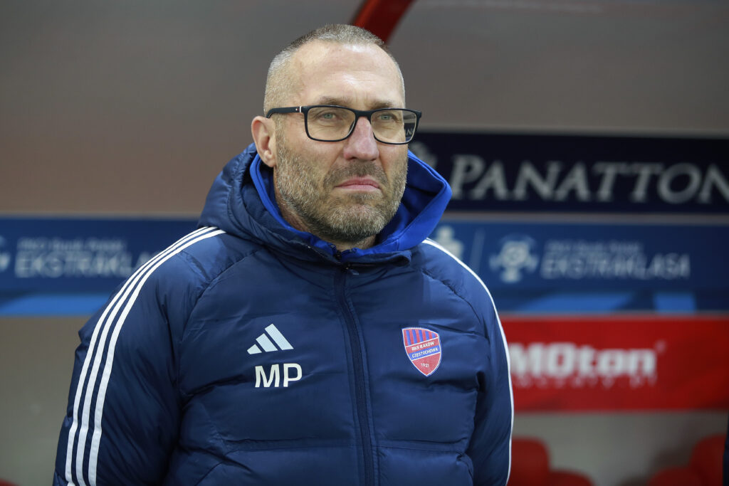 2024.11.30 Lodz
pilka nozna PKO Ekstraklasa sezon 2024/2025 
Widzew Lodz - Rakow Czestochowa
N/z Marek Papszun
Foto Artur Kraszewski / PressFocus 

2024.11.30  Lodz 
Football - Polish PKO Ekstraklasa season 2024/2025 
Widzew Lodz - Rakow Czestochowa
Marek Papszun
Credit: Artur Kraszewski / PressFocus