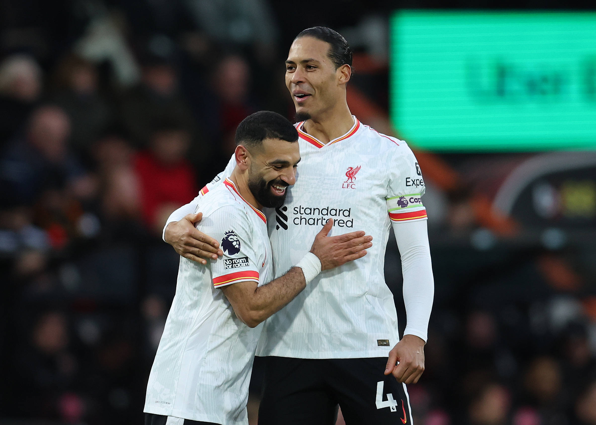 Bournemouth, England, 1st February 2025. Mohamed Salah of Liverpool celebrates with Virgil van Dijk of Liverpool after scoring to make it 2-0 during the Premier League match at the Vitality Stadium, Bournemouth. Picture credit should read: Paul Terry / Sportimage EDITORIAL USE ONLY. No use with unauthorised audio, video, data, fixture lists, club/league logos or live services. Online in-match use limited to 120 images, no video emulation. No use in betting, games or single club/league/player publications. SPI_049_PT_Bournemouth_Liverpool SPI-3648-0049
2025.02.01 Bournemouth
pilka nozna liga angielska
AFC Bournemouth - Liverpool
Foto IMAGO/PressFocus

!!! POLAND ONLY !!!