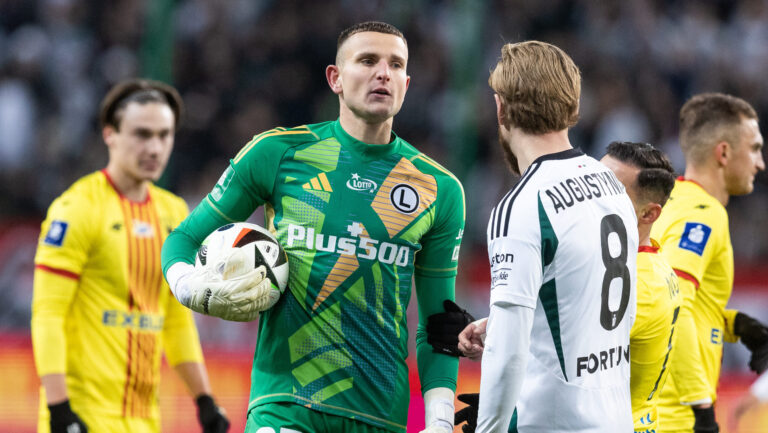 2025.02.02 Warszawa
pilka nozna PKO Ekstraklasa sezon 2024/2025
Legia Warszawa - Korona Kielce
N/z Gabriel Kobylak (Legia), Rafal Augustyniak (Legia)
Foto Tomasz Jastrzebowski / Foto Olimpik / PressFocus

2025.02.02 Warszawa
Football - Polish PKO Ekstraklasa season 2024/2025
Legia Warszawa - Korona Kielce
Gabriel Kobylak (Legia), Rafal Augustyniak (Legia)
Credit: Tomasz Jastrzebowski / Foto Olimpik / PressFocus