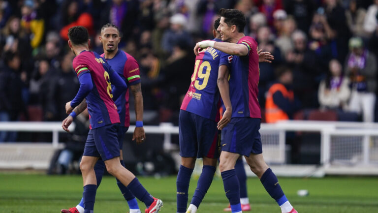 Robert Lewandowski of FC Barcelona celebrates the 1-0 with his teammates during the La Liga EA Sports match between FC Barcelona and Deportivo Alaves played at Lluis Companys Stadium on January 2, 2024 in Barcelona, Spain. (Photo by Sergio Ruiz / Imago)  (Photo by pressinphoto/Sipa USA)
2025.02.02 Barcelona
pilka nozna liga hiszpanska
FC Barcelona - Deportivo Alaves
Foto pressinphoto/SIPA USA/PressFocus

!!! POLAND ONLY !!!