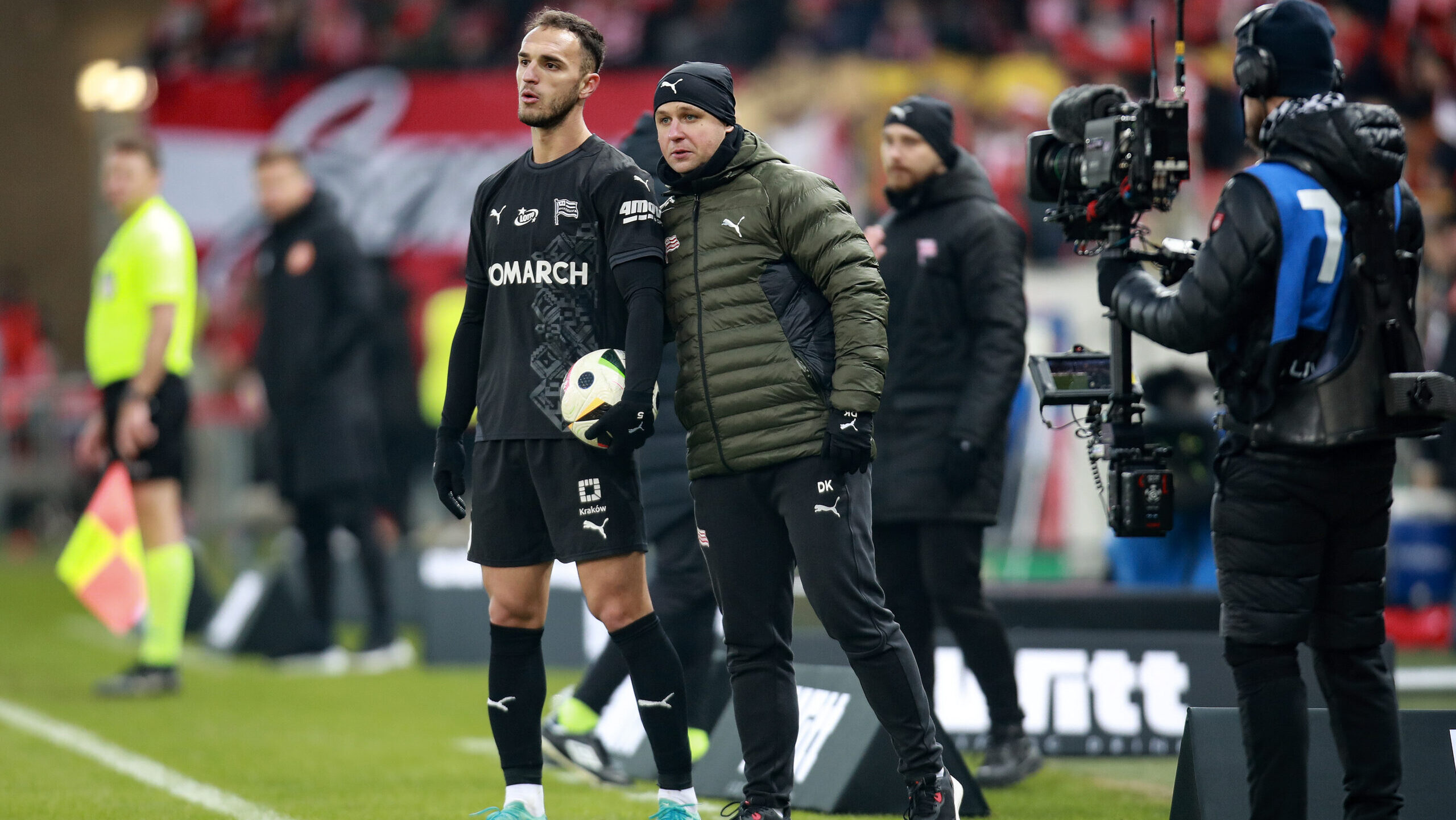 2025.02.09 Lodz 
pilka nozna PKO Ekstraklasa sezon 2024/2025 
Widzew Lodz - Cracovia Krakow 
N/z Virgil Ghita Dawid Kroczek
Foto Artur Kraszewski / PressFocus 

2025.02.09 Lodz 
Football - Polish PKO Ekstraklasa season 2024/2025 
Widzew Lodz - Cracovia Krakow
Virgil Ghita Dawid Kroczek
Credit: Artur Kraszewski / PressFocus