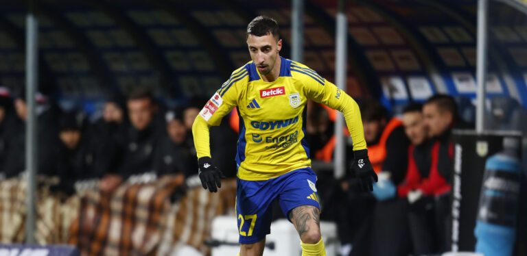 2025.02.14 Gdynia Pilka Nozna Betclic 1 liga sezon 2024/2025 Mecz Arka Gdynia - Polonia Warszawa N/z Joao Oliveira Foto Piotr Matusewicz / PressFocus

2025.02.14 Gdynia
Football Polish first division season 2024/2025
Arka Gdynia - Polonia Warszawa
Joao Oliveira
Credit: Piotr Matusewicz / PressFocus