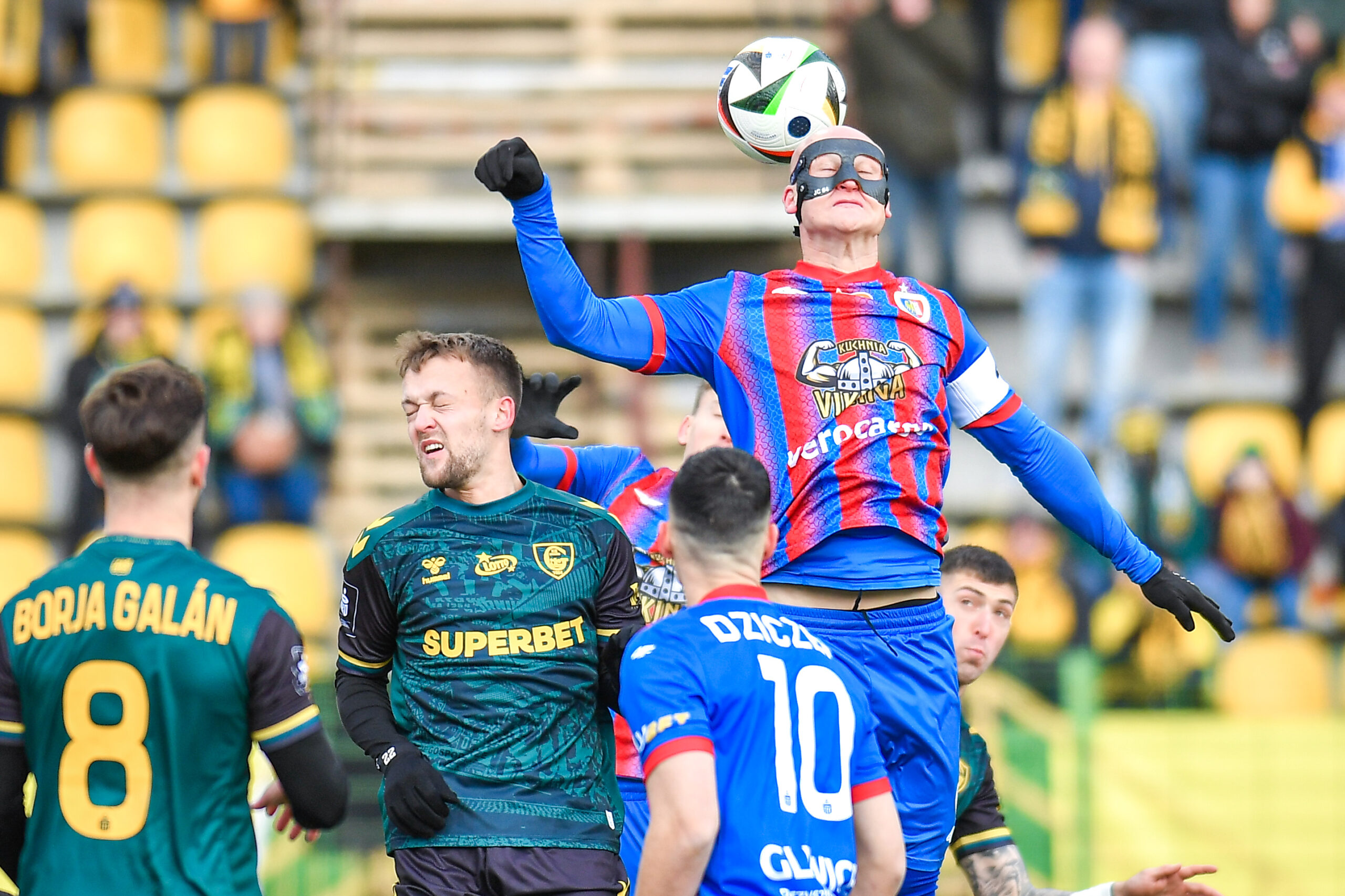 2025.02.16 Katowice
Pilka nozna PKO BP Ekstraklasa Sezon 2024/2025
GKS Katowice - Piast Gliwice
N/z Sebastian Milewski, Jakub Czerwinski
Foto Marcin Bulanda / PressFocus

2025.02.16 Katowice
Football Polish PKO BP Ekstraklasa League Season 2024/2025
GKS Katowice - Piast Gliwice
Sebastian Milewski, Jakub Czerwinski
Credit: Marcin Bulanda / PressFocus