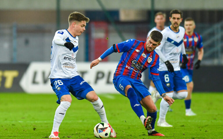 2025.02.21 Gliwice
Pilka nozna PKO BP Ekstraklasa Sezon 2024/2025
Piast Gliwice - Stal Mielec
N/z Pyry Hannola, Michal Chrapek
Foto Marcin Bulanda / PressFocus

2025.02.21 Gliwice
Football Polish PKO BP Ekstraklasa League Season 2024/2025
Piast Gliwice - Stal Mielec
Pyry Hannola, Michal Chrapek
Credit: Marcin Bulanda / PressFocus