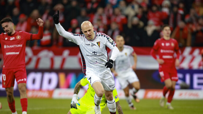 2025.02.22 Lodz 
pilka nozna PKO Ekstraklasa sezon 2024/2025 
Widzew Lodz - Pogon Szczecin
N/z Rafal Kurzawa gol radosc bramka
Foto Artur Kraszewski / PressFocus 

2025.02.22 Lodz 
Football - Polish PKO Ekstraklasa season 2024/2025 
Widzew Lodz - Pogon Szczecin
Rafal Kurzawa
Credit: Artur Kraszewski / PressFocus