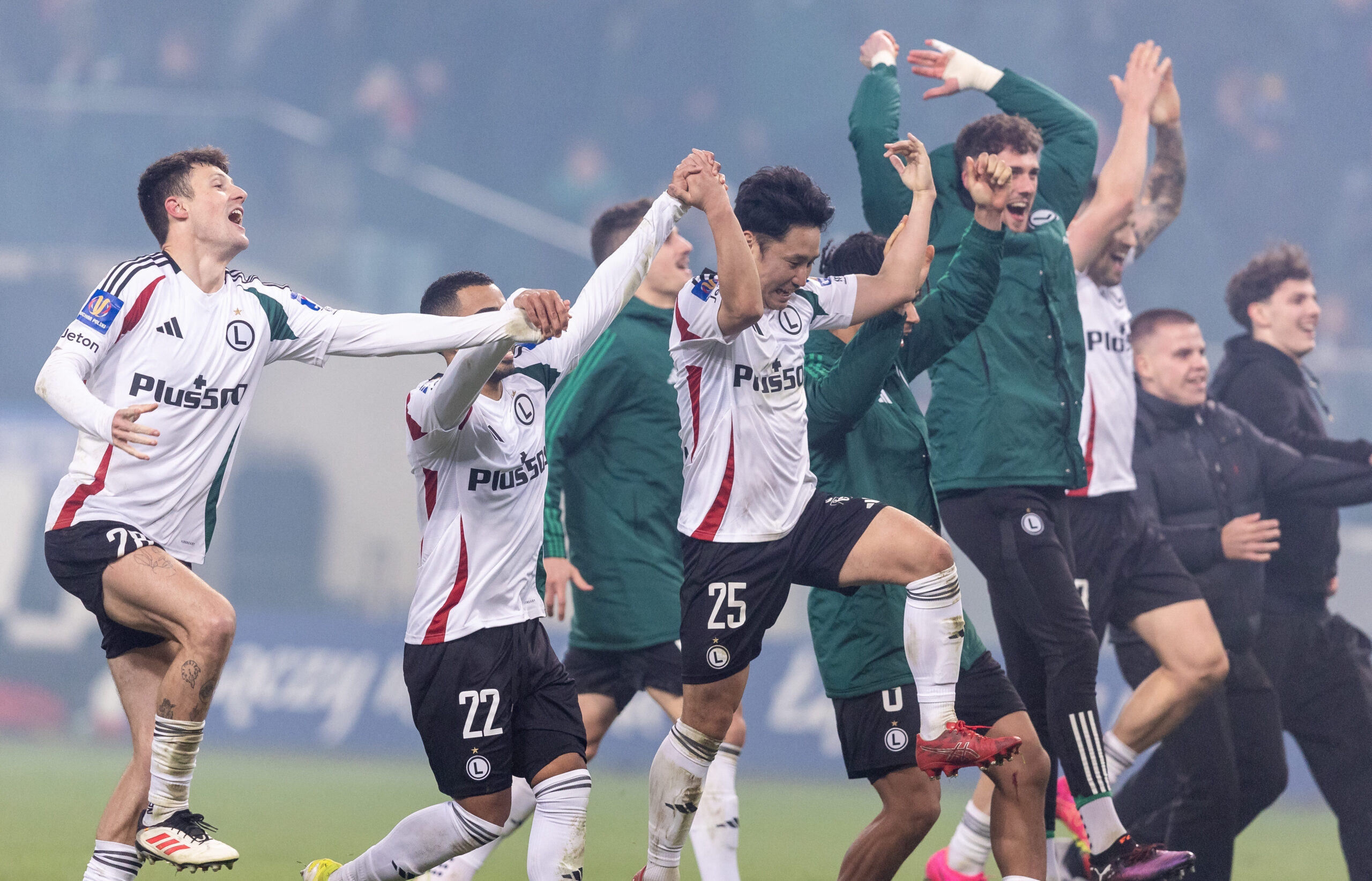 2025.02.26 Warszawa
pilka nozna Puchar Polski  2024/2025
Legia Warszawa - Jagiellonia Bialystok
N/z Radosc pilkarzy Legii po meczu
Foto Tomasz Jastrzebowski / Foto Olimpik / PressFocus

2025.02.26 Warszawa
football Polish FA Cup 2024/2025
Legia Warszawa - Jagiellonia Bialystok
Radosc pilkarzy Legii po meczu
Credit: Tomasz Jastrzebowski / Foto Olimpik / PressFocus