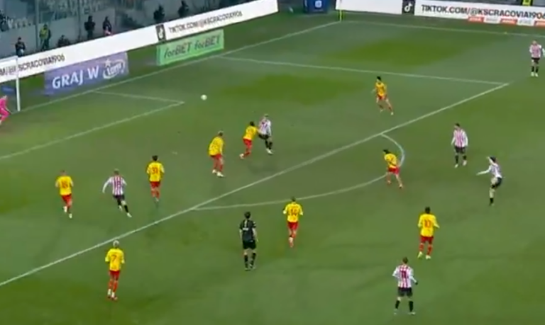 Kapitalne trafienie Fabiana Bzdyla! Gol kolejki w Krakowie? [WIDEO]
