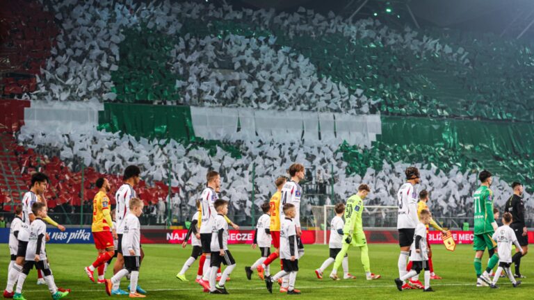 Rollercoaster przy Łazienkowskiej! Legia w półfinale