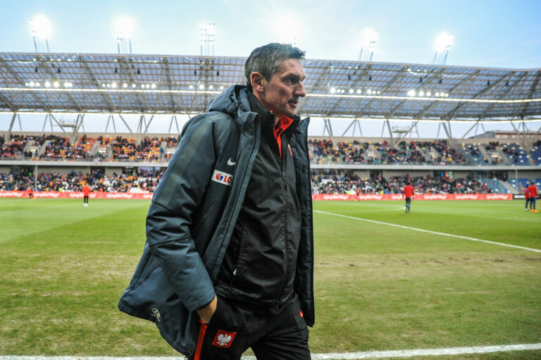 2018.03.22 Bielsko-Biala
Pilka nozna kadra U20
Polska U20 - Anglia U20
N/z Coach of Poland Dariusz Gesior
Foto Lukasz Laskowski / PressFocus

2018.03.22 Bielsko-Biala
Football international friendly
Poland U20 v England U20
Coach of Poland Dariusz Gesior
Foto Lukasz Laskowski / PressFocus