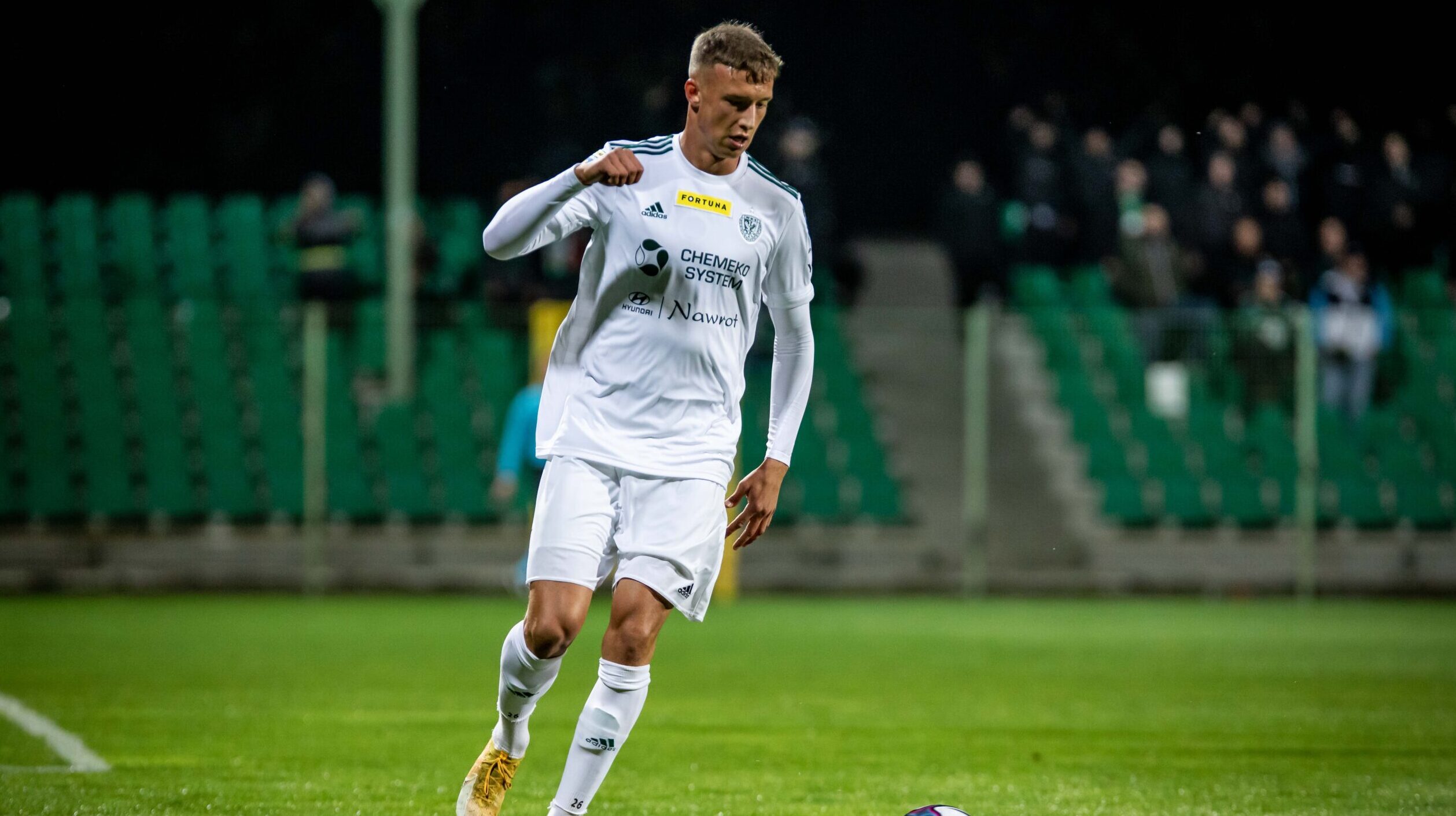 2021.09.21 Wroclaw
Pilka nozna, 1/32 Fortuna Puchar Polski 2021/22
1/32 Fortuna Puchar Polski: Slask II Wroclaw - Zaglebie Lubin
N/z Radkowski Kacper
Foto Mateusz Porzucek / PressFocus

2021.09.21 Wroclaw
Football, 1/32 Fortuna Polish Cup 2021/22 
1/32 Fortuna Puchar Polski: Slask II Wroclaw - Zaglebie Lubin
Radkowski Kacper
Credit: Mateusz Porzucek / PressFocus