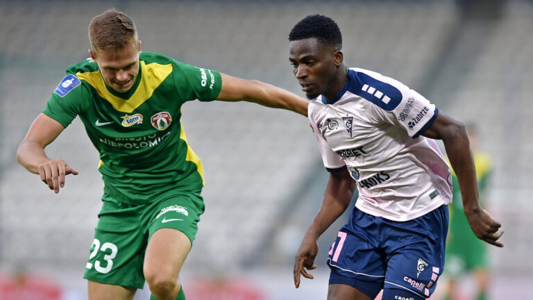 2024.07.26 Krakow
Pilka nozna, PKO BP Ekstraklasa, sezon 2024/2025
Puszcza Niepolomice - Gornik Zabrze
N/z Patryk Kielis, Taofeek Ajibade Ismaheel
Foto Krzysztof Porebski / PressFocus

2024.07.26 Krakow
Football, Polish top league - first level, 2024/25 season
Puszcza Niepolomice - Gornik Zabrze
Patryk Kielis, Taofeek Ajibade Ismaheel
Credit: Krzysztof Porebski / PressFocus