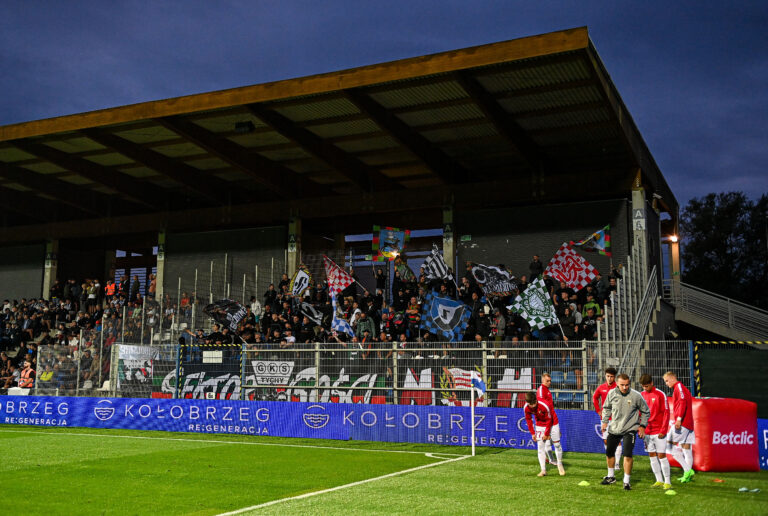 2024.07.26 Kolobrzeg
Pilka nozna Betclic 1 Liga sezon 2024/2025
Kotwica Kolobrzeg - GKS Tychy
N/z kibice
Foto PressFocus

2024.07.26 Kolobrzeg
Football Polish First League season 2024/2025
Kotwica Kolobrzeg - GKS Tychy
kibice
Credit: PressFocus
