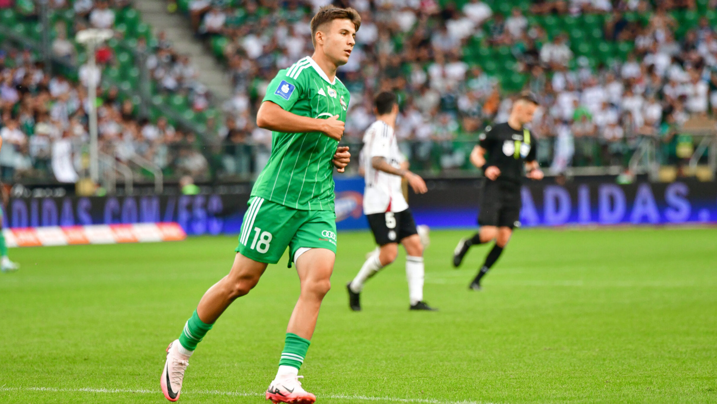 2024.08.18 Warszawa
pilka nozna PKO Ekstraklasa sezon 2024/2025
Legia Warszawa - Radomiak Radom
N/z Krystian Okoniewski
Foto Pawel Bejnarowicz / PressFocus

2024.08.18 Warsaw
Football - Polish PKO Ekstraklasa season 2024/2025
Legia Warszawa - Radomiak Radom
Krystian Okoniewski
Credit: Pawel Bejnarowicz / PressFocus