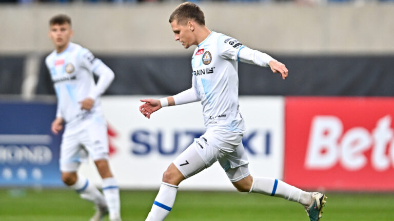 2024.09.30 Rzeszow
Pilka nozna Betclic 1 Liga sezon 2024/2025
Stal Rzeszow - GKS Tychy
N/z Karol Lysiak
Foto Lukasz Sobala / PressFocus

2024.09.30 Rzeszow
Football Polish First League season 2024/2025
Stal Rzeszow - GKS Tychy
Karol Lysiak
Credit: Lukasz Sobala / PressFocus