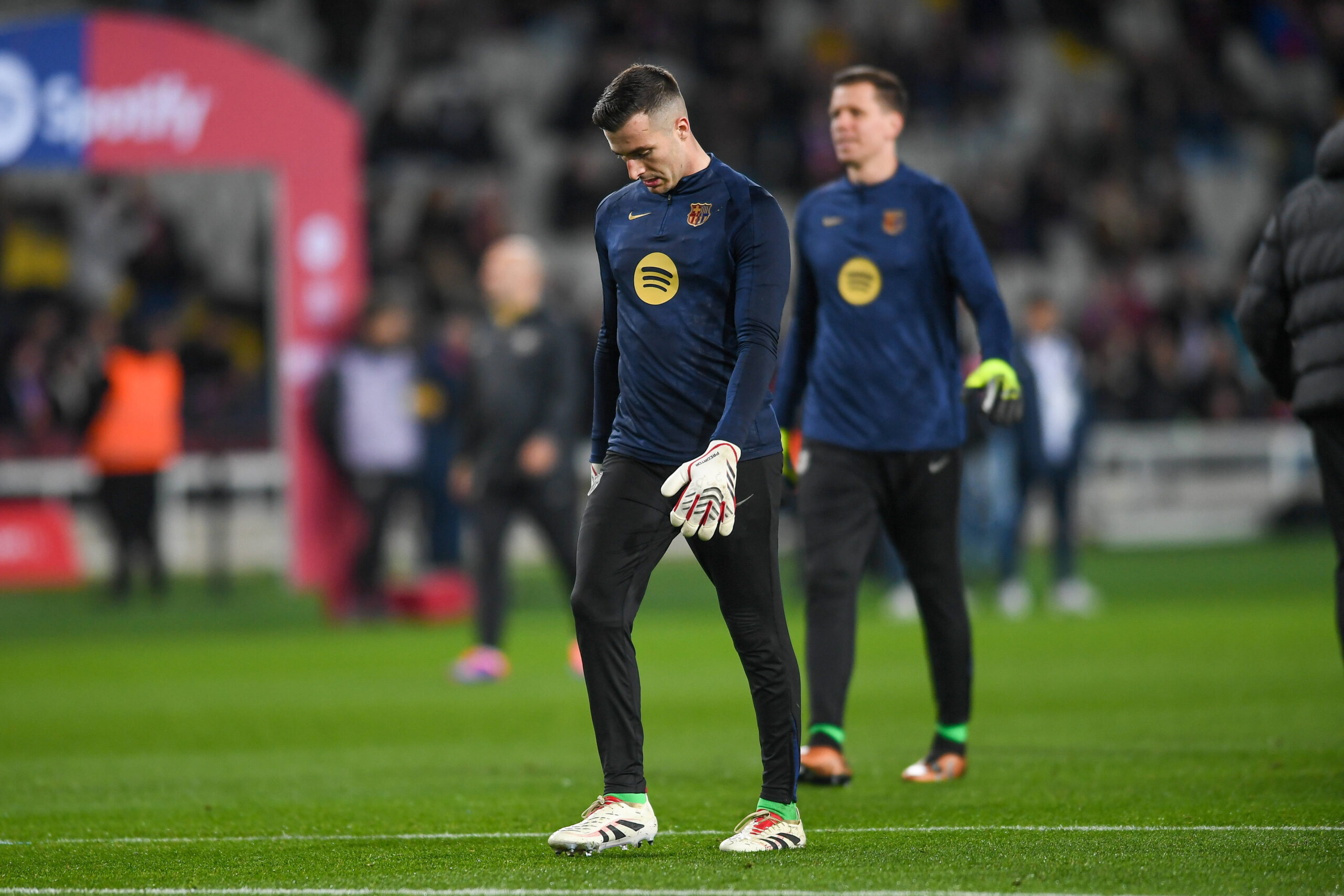 FC Barcelona, Barca v CD LEGANES. OLIMPIC STADIUM LLUIS COMPANYS. MONTJUIC,BARCELONA. DECEMBER 15,2024 FC BARCELONA vs CD LEGANES. December 15,2024 Inaki Pena 13 goalkeeper of FC Barcelona warms up before the match between FC Barcelona and CD Leganes corresponding to the seventeen day of La Liga EA Sports at Olimpic Stadium Lluis Companys of Montjuic in Barcelona, Spain. Barcelona ESP Copyright: xS.xRosx
2024.12.16 Barcelona
pilka nozna liga hiszpanska
FC Barcelona - CD Leganes
Foto IMAGO/PressFocus

!!! POLAND ONLY !!!