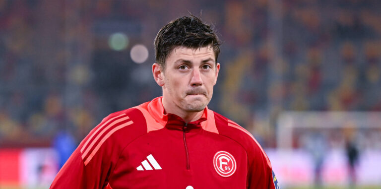 17.01.2025, Fussball, 2. Bundesliga, 18. Spieltag Saison 2024/2025, Fortuna Dusseldorf - SV Darmstadt, Dawid Kownacki Fortuna Dusseldorf xRHR-FOTO/TKx *** 17 01 2025, Football, 2 Bundesliga, Matchday 18 Season 2024 2025, Fortuna Dusseldorf SV Darmstadt, Dawid Kownacki Fortuna Dusseldorf xRHR PHOTO TKx Copyright: RHR-FOTOx RHR-FOTO/TK
2025.01.17 Dusseldorf
pilka nozna liga niemiecka
Fortuna Dusseldorf - SV Darmstadt 

Foto IMAGO/PressFocus

!!! POLAND ONLY !!!