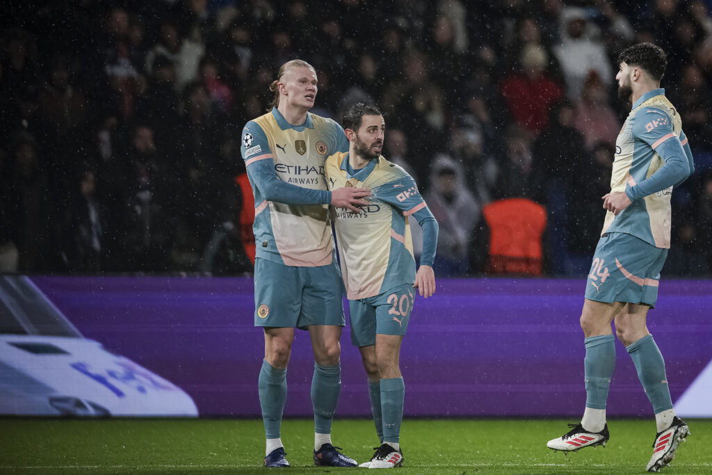 Erling Haaland of Manchester City (L) celebrating his goal with his teammate Bernardo Silva of Manchester City (C) during the UEFA Champions League 2024/25 League Phase MD7 match between Paris Saint-Germain and Manchester City at Parc des Princes on January 22, 2025 in Paris, France. (Photo by JustPictures) (Photo by Eurasia Sport Images/Just Pictures/Sipa USA)
2025.01.22 Paryz
pilka nozna , Liga Mistrzow
Paris Saint-Germain - Manchester City
Foto Eurasia Sport Images/Just Pictures/SIPA USA/PressFocus

!!! POLAND ONLY !!!