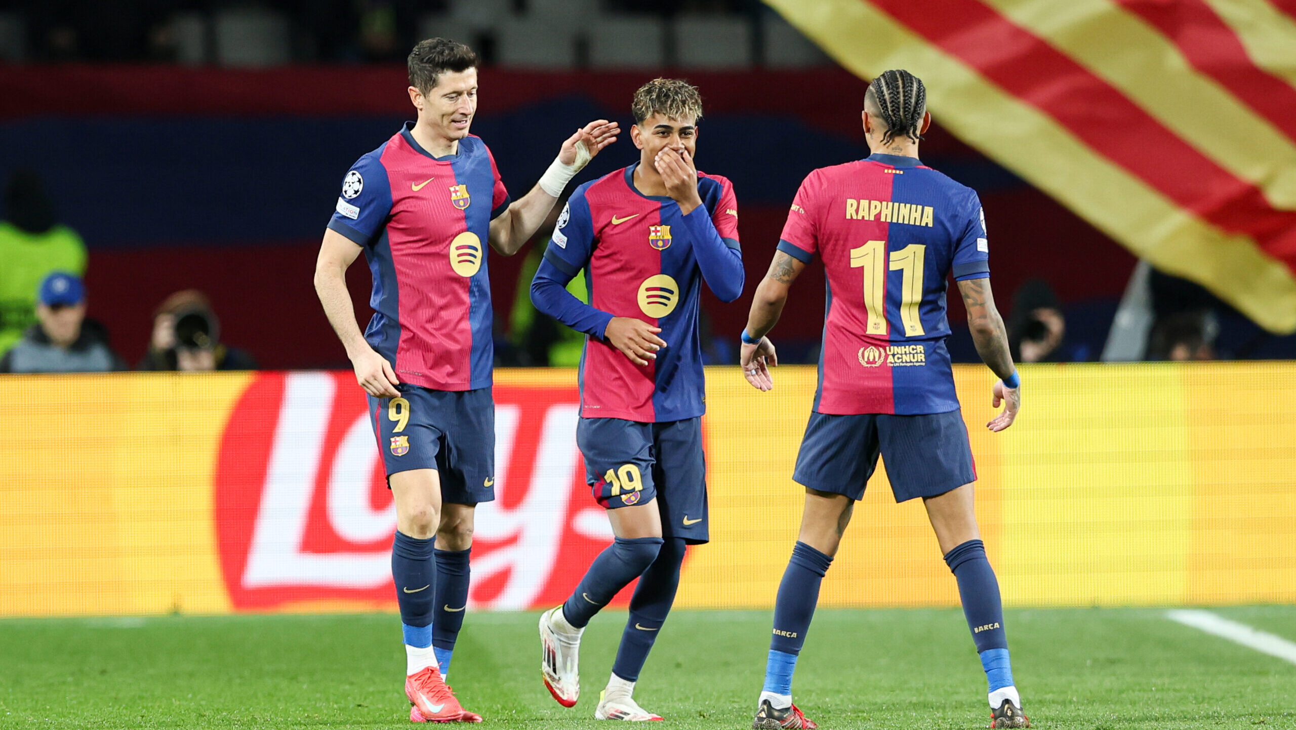 Robert Lewandowski of FC Barcelona (L), Lamine Yamal of FC Barcelona (C) and Raphinha Raphael Dias Belloi of FC Barcelona (R) celebrate after scoring a goal during the UEFA Champions League match between FC Barcelona and Atalanta Bergamo at Estadio Olimpico. FInal Score; FC Barcelona 2:2 Atalanta Bergamo. (Photo by Grzegorz Wajda / SOPA Images/Sipa USA)
2025.01.30 Barcelona
pilka nozna liga mistrzow
FC Barcelona - Atalanta Bergamo
Foto Grzegorz Wajda/SOPA Images/SIPA USA/PressFocus
!!! POLAND ONLY !!!