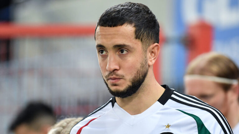 2025.02.07 Gliwice
Pilka nozna PKO Ekstraklasa sezon 2024/2025
Piast Gliwice - Legia Warszawa
N/z Vahan Bichakhchyan
Foto Mateusz Sobczak / PressFocus

2025.02.07 Gliwice
Football Polish League PKO Ekstraklasa season 2024/2025
Piast Gliwice - Legia Warszawa
Vahan Bichakhchyan
Credit: Mateusz Sobczak / PressFocus