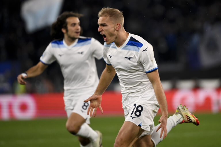 Gustav Isaksen of SS Lazio celebrates after scoring the goal of 1-0 during the Serie A football match between SS Lazio and SSC Napoli at Olimpico stadium. Rome (Italy), February 15th, 2025   (Photo by Elianton /Mondadori Portfolio/Sipa USA)
2025.02.15 Rzym
pilka nozna Liga Wloska
SS Lazio Rzym - SSC Napoli
Foto Mondadori Portfolio/SIPA USA/PressFocus

!!! POLAND ONLY !!!