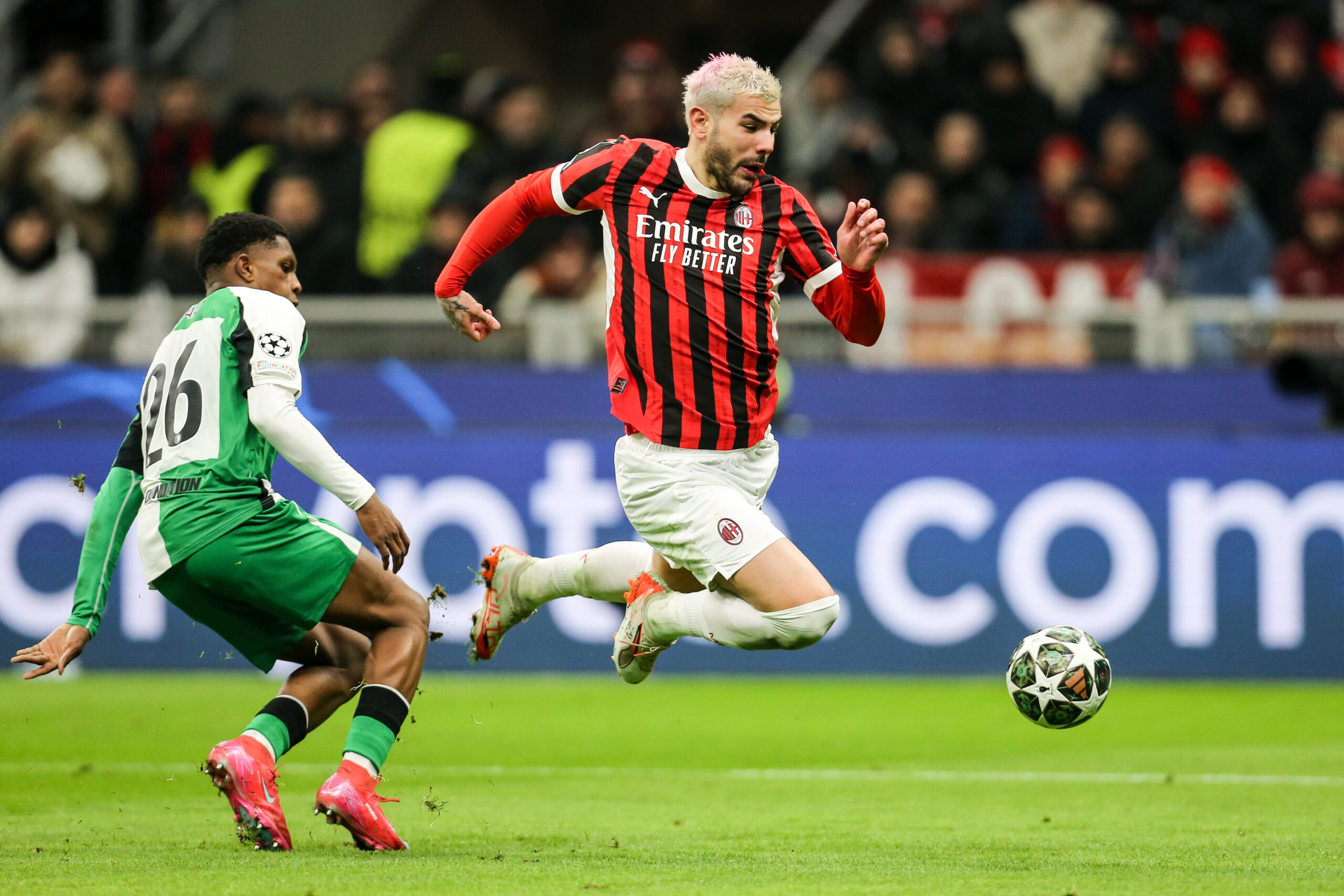 Milan, Italy, February 18st 2025:  Theo Hernandez (Milan) during the match between Milan and Feyenoord for UEFA Champions League at San Siro Stadium, Italy.  (Rogerio Moroti / SPP) (Photo by Rogerio Moroti / SPP/Sipa USA)
2025.02.18 Mediolan 
pilka nozna liga mistrzow
AC Milan - Feyenoord Rotterdam
Foto SPP/SIPA USA/PressFocus

!!! POLAND ONLY !!!