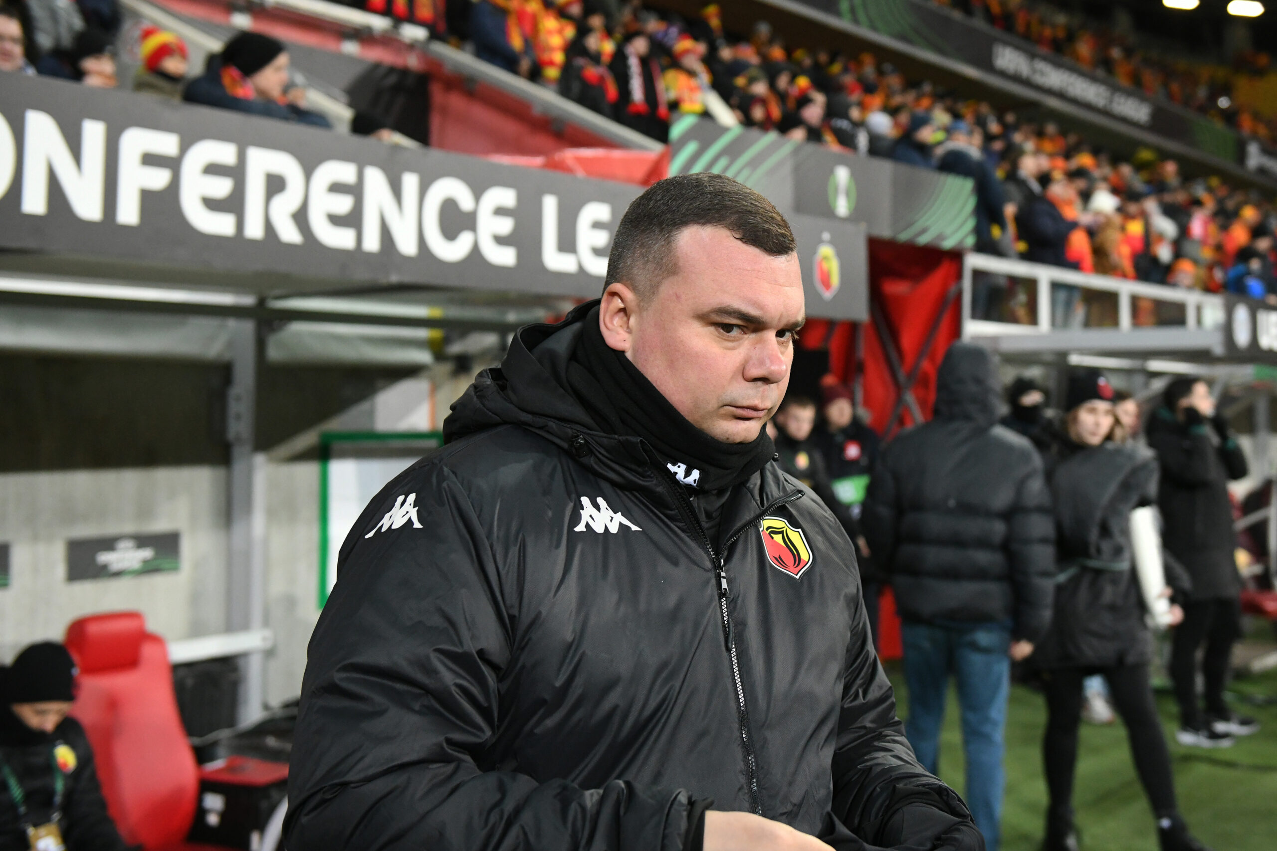 2025.02.20 Bialystok pilka nozna 1/16 finalu Liga Konferencji Europy 2024/2025 Jagiellonia Bialystok - TSC Backa Topola N/z poczatek meczu Adrian Siemieniec trener Jagiellonii Bialystok Foto Michal Kosc / PressFocus 
2025.02.20 Bialystok Bialystok Football - UEFA Conference League 2024/2025 Jagiellonia Bialystok - TSC Backa Topola Credit: Michal Kosc / PressFocus