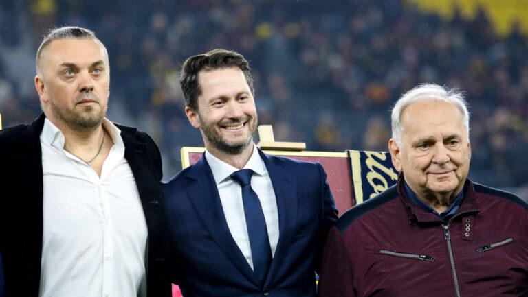 2025.02.26 Szczecin
pilka nozna Puchar Polski 2024/2025
Pogon Szczecin - Piast Gliwice
N/z Karol Zaborowski, Nilo Effori, Jaroslaw Mroczek
Foto Katarzyna Dzierzynska / PressFocus

2025.02.26 Szczecin
Football Polish Cup season 2024/2025
Pogon Szczecin - Piast Gliwice
Karol Zaborowski, Nilo Effori, Jaroslaw Mroczek
Credit: Katarzyna Dzierzynska / PressFocus