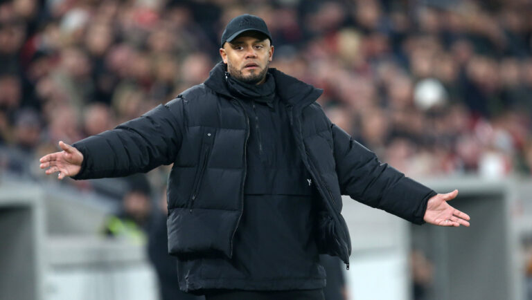 Trainer Vincent Kompany Bayern . Fussball: 1. Bundesliga : Saison 24/25: VfB Stuttgart - FC Bayern Munchen, Fussball Bundesliga, 28.02.2025. *** Coach Vincent Kompany Bayern Sport Soccer 1 Bundesliga Season 24 25 VfB Stuttgart FC Bayern Munich, Soccer Bundesliga, 28 02 2025
2025.02.28 Stuttgart
pilka nozna , liga niemiecka
VfB Stuttgart - Bayern Monachium
Foto IMAGO/PressFocus

!!! POLAND ONLY !!!