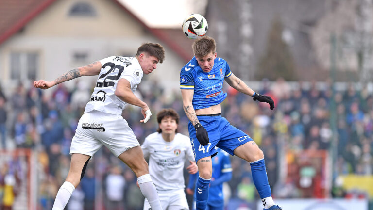 2025.03.02 Niepolomice
Pilka nozna , PKO BP Ekstraklasa sezon 2024/25
Puszcza Niepolomice - Motor Lublin
N/z Artur Craciun, Krystian Palacz
Foto Krzysztof Porebski / PressFocus

2025.03.02 Niepolomice
Football Polish top league , 2024/2025 season
Puszcza Niepolomice - Motor Lublin
Artur Craciun, Krystian Palacz
Credit: Krzysztof Porebski / PressFocus