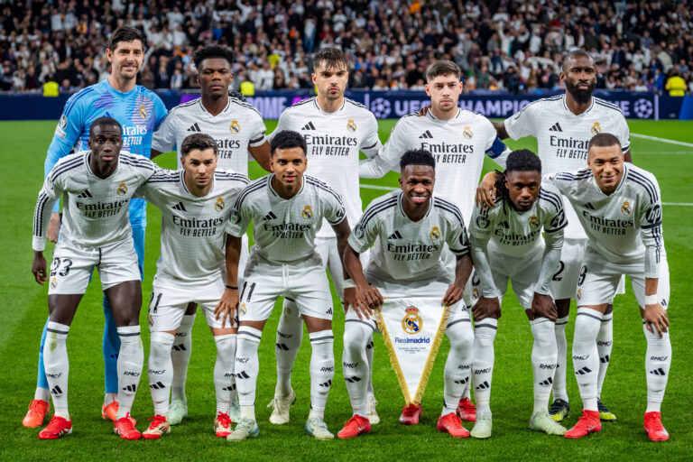 Real Madrid CF vs Atletico de Madrid - UEFA Champions League 2024/25 Round of 16 First Leg Real Madrid players from L to R Ferland Mendy, Thibaut Courtois, Brahim Diaz, Aurelien Tchouameni, Rodrygo Silva de Goes, Raul Asencio, Vinicius Junior, Federico Valverde, Eduardo Camavinga, Antonio Rudiger, Kylian Mbappe poses for the official photo during the UEFA Champions League 2024/25 Round of 16 first leg match between Real Madrid C.F. and Atletico de Madrid at Estadio Santiago Bernabeu on March 4, 2025 in Madrid, Spain. Madrid Estadio Santiago Bernabeu Madrid Spain Copyright: xAlbertoxGardinx AGardin_20250304_Football_Champions_Real_Madrid_Atletico_Madrid_0550
2025.03.04 Madryt
pilka nozna , liga mistrzow
Real Madryt - Atletico Madryt
Foto IMAGO/PressFocus

!!! POLAND ONLY !!!