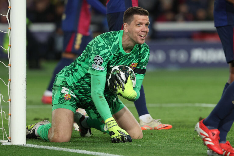 Barcelona 11. March 2025 Uefa Champions League phase 2024/25 Round of 16 FC Barcelona, Barca - S.L.Benfica v.l., Torwart Wojciech Szczesny FC Barcelona lacht, in aktion, in action, *** Barcelona 11 March 2025 Uefa Champions League phase 2024 25 Round of 16 FC Barcelona S L Benfica v l , goalkeeper Wojciech Szczesny FC Barcelona laughs, in action, in action, Copyright: JoaquimxFerreira
2025.03.11 Barcelona
pilka nozna , liga mistrzow
FC Barcelona - Benfica Lizbona
Foto IMAGO/PressFocus

!!! POLAND ONLY !!!