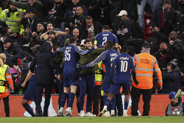 Liverpool FC v Paris Saint-Germain F.C PSG players celebrate with the fans at full-time during the Liverpool FC v Paris Saint-Germain F.C UEFA Champions League, Round of 16, 2nd Leg match at Anfield, Liverpool, England, United Kingdom on 11 March 2025 Credit: Jake Kirkman/Every Second Media Editorial use only. All images are copyright Every Second Media Limited. No images may be reproduced without prior permission. Copyright: xIMAGO/EveryxSecondxMediax ESM-1361-0052 JakexKirkmanx/xEveryxSecondxMedix
2025.03.11 Liverpool
pilka nozna , liga mistrzow
FC Liverpool - Paris Saint-Germain
Foto IMAGO/PressFocus

!!! POLAND ONLY !!!