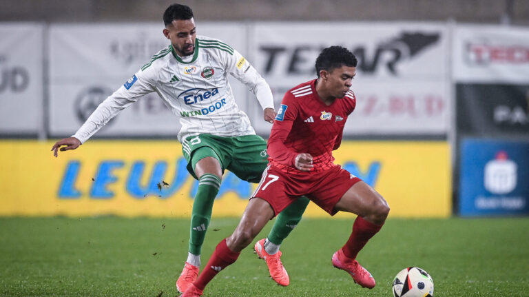 2025.03.14 Radom Pilka Nozna PKO BP Ekstraklasa Sezon 2024/2025 Radomiak Radom - Lechia Gdansk N/z Saad Agouzoul Camilo Mena Foto Kacper Pacocha / PressFocus

2025.03.14 Radom
Football Polish PKO BP Ekstraklasa League Season 2024/2025
Radomiak Radom - Lechia Gdansk

Credit: Kacper Pacocha / PressFocus