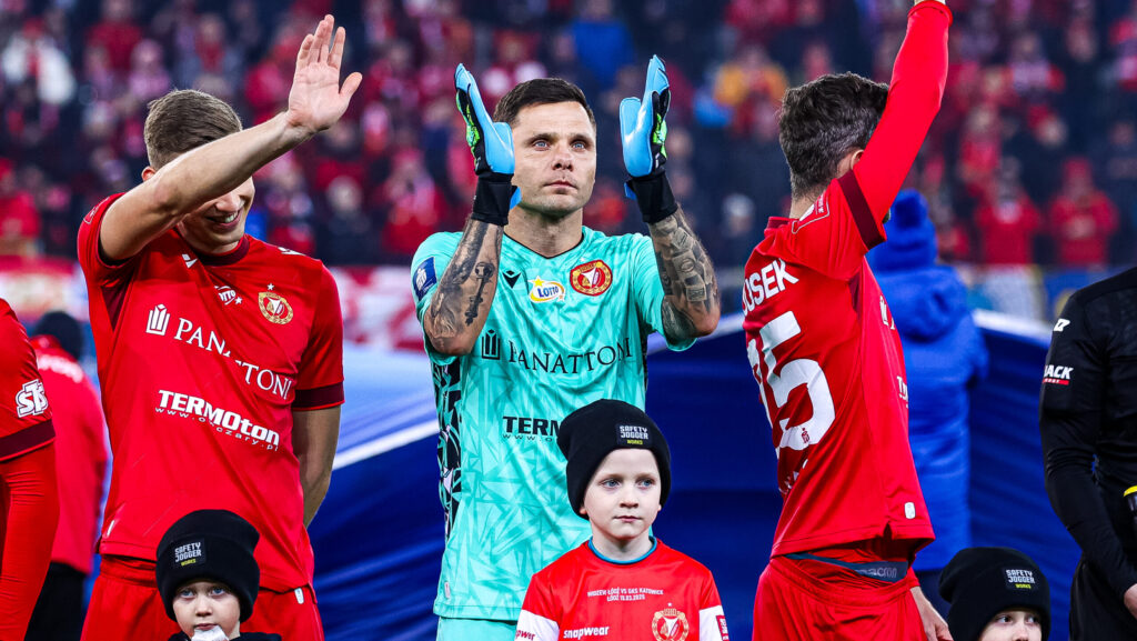 2025.03.15 Lodz Pilka Nozna PKO BP Ekstraklasa Sezon 2024/2025 Widzew Lodz - GKS Katowice Nz Rafal Gikiewicz Dawid Figura/PressFocus

2025.03.15 Lodz Football Polish PKO BP Ekstraklasa Season 2024/2025 Widzew Lodz - GKS Katowice Rafal Gikiewicz Credit: Dawid Figura/PressFocus